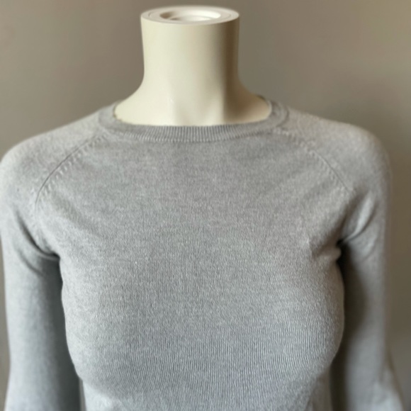 One Grey Day Cashmere Blend Sweater - Size XSmall - Picture 3 of 8